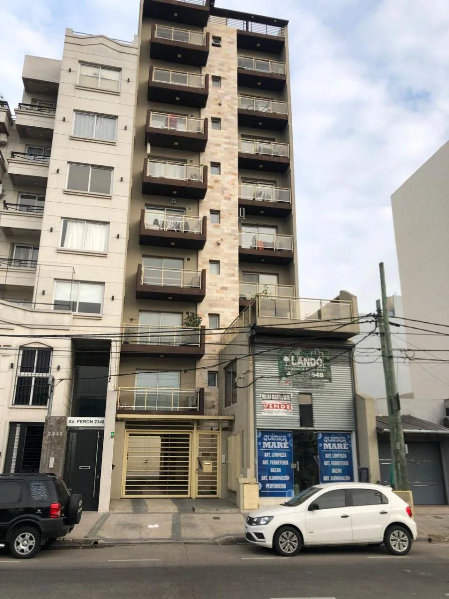 Departamento 2 Amb con Balcon Al Frente Sobre Parque Lineal o Metrobus