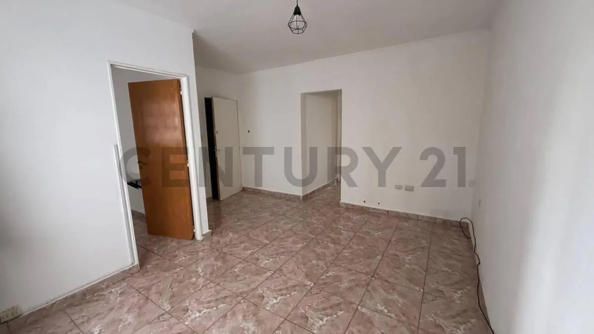Departamento de 1 Dormitorio, Dos Ambientes, en La Plata, Buenos Aires