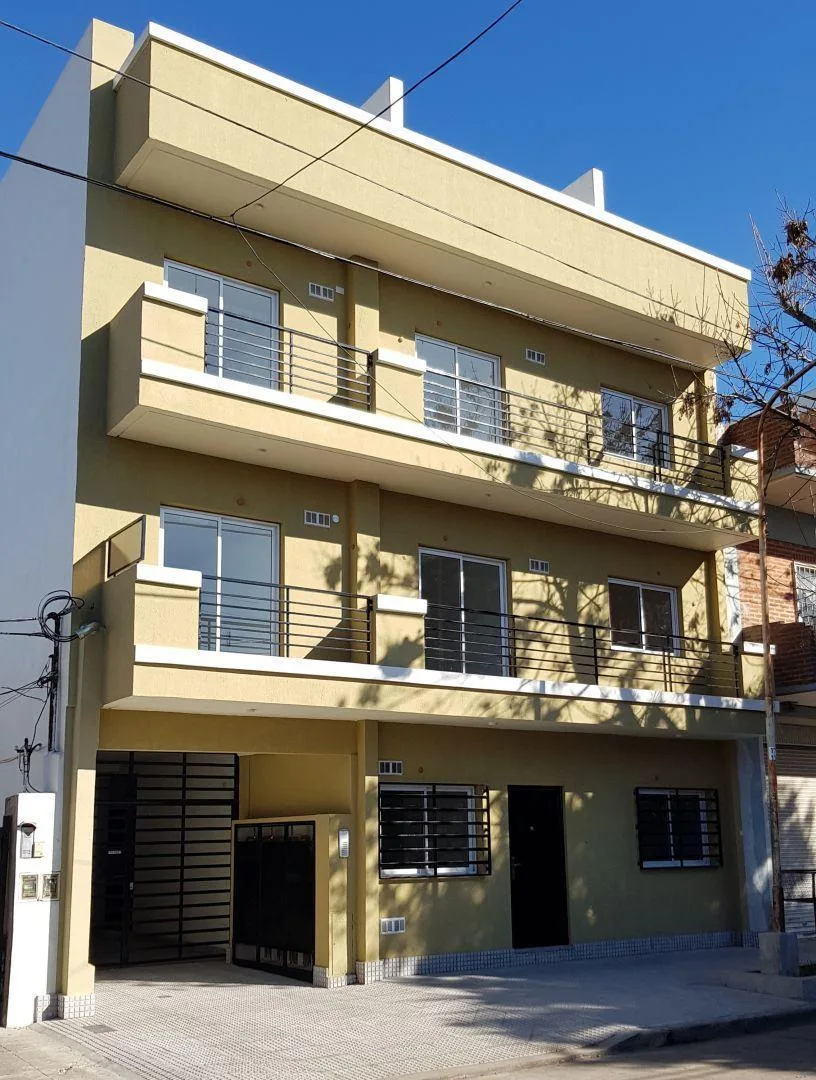 Depto. 2 Amb Moderno con Terraza Propia en San Justo (Villa Constructora)