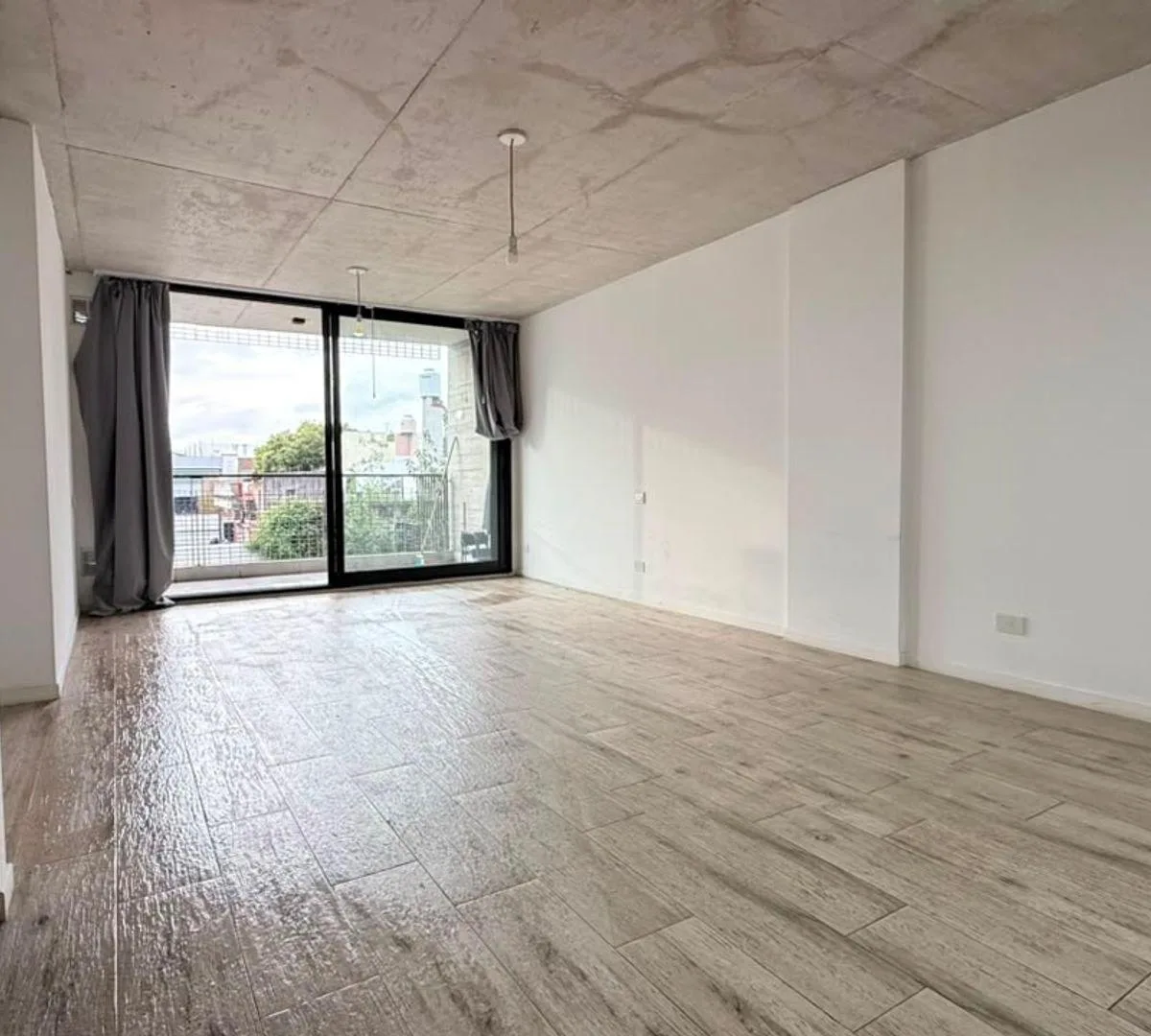 45 m² studio, 2nd floor rear