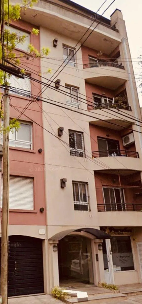 Alquiler - Excelente Departamento de Dos Ambientes - Piso 2