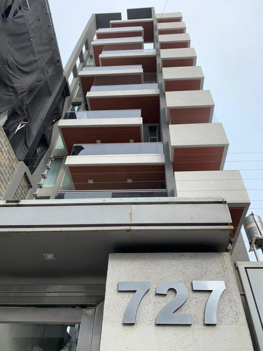 Alquiler 2 Ambientes con Cochera Quilmes Centro