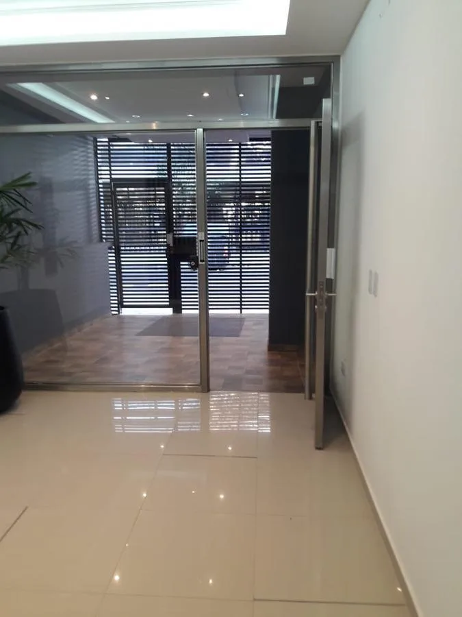 Estúdio 26 m² voltado ao pátio