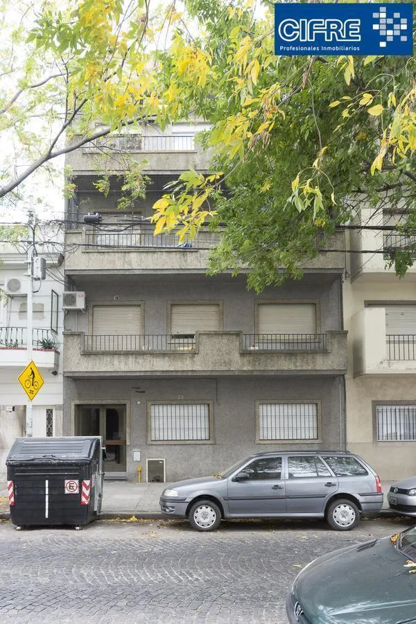 Departamento 2 Ambientes en Villa Pueyrredón en 3er Piso por Escalera