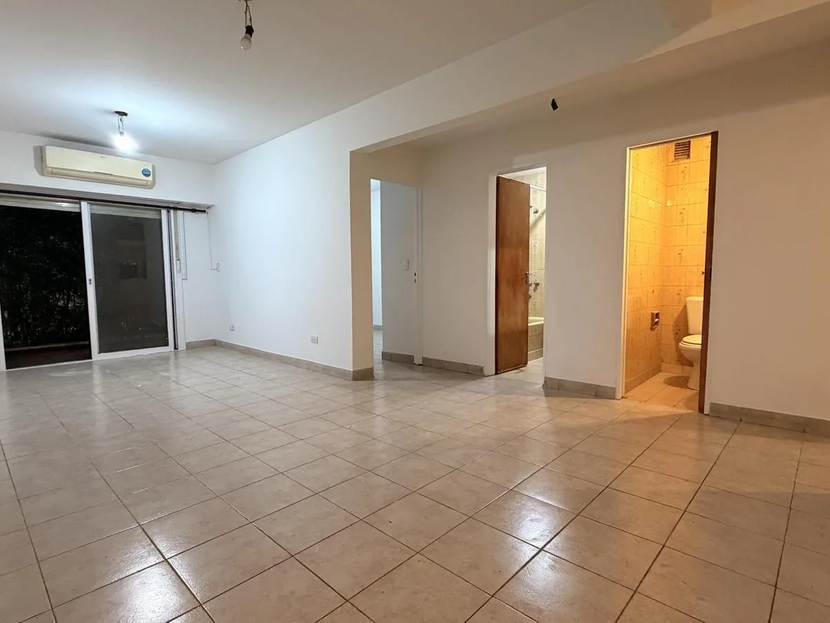 Alquiler 3 Amb con Cochera, Balcón y Patio en Villa Urquiza