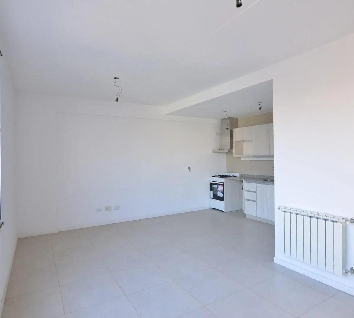 2BR with balcony and grill