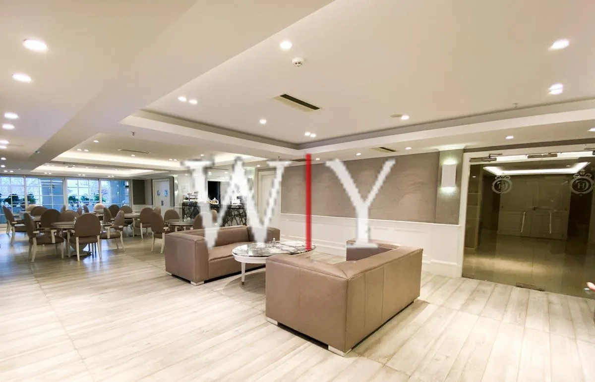 4 en-suite bedrooms, premium amenities