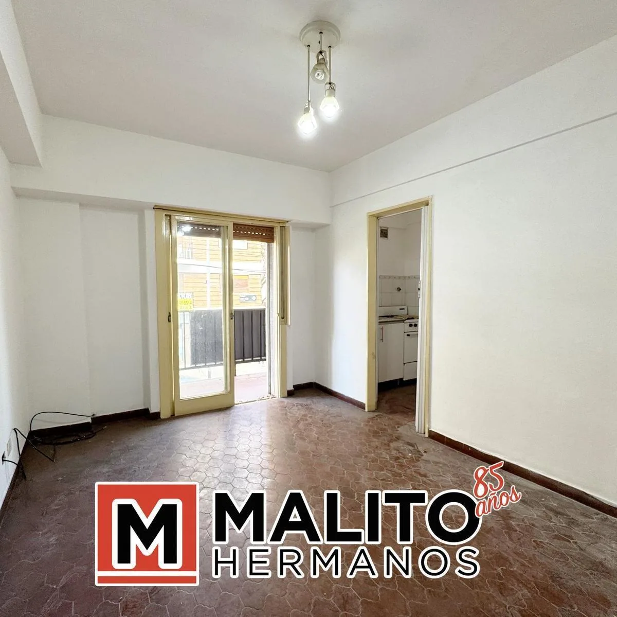Departamento 2 Ambientes con Balcón en Liniers