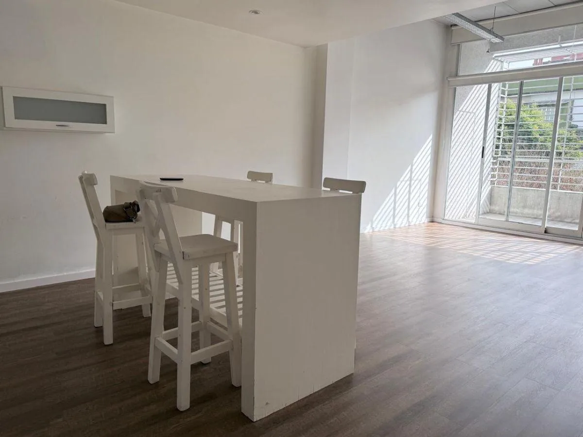 Impecable Amb Divisible Moderno Fte Bcón Aterrazado 1° Piso Luz Sup 60 m&sup2; Categ Ap/prof Cullen 5400