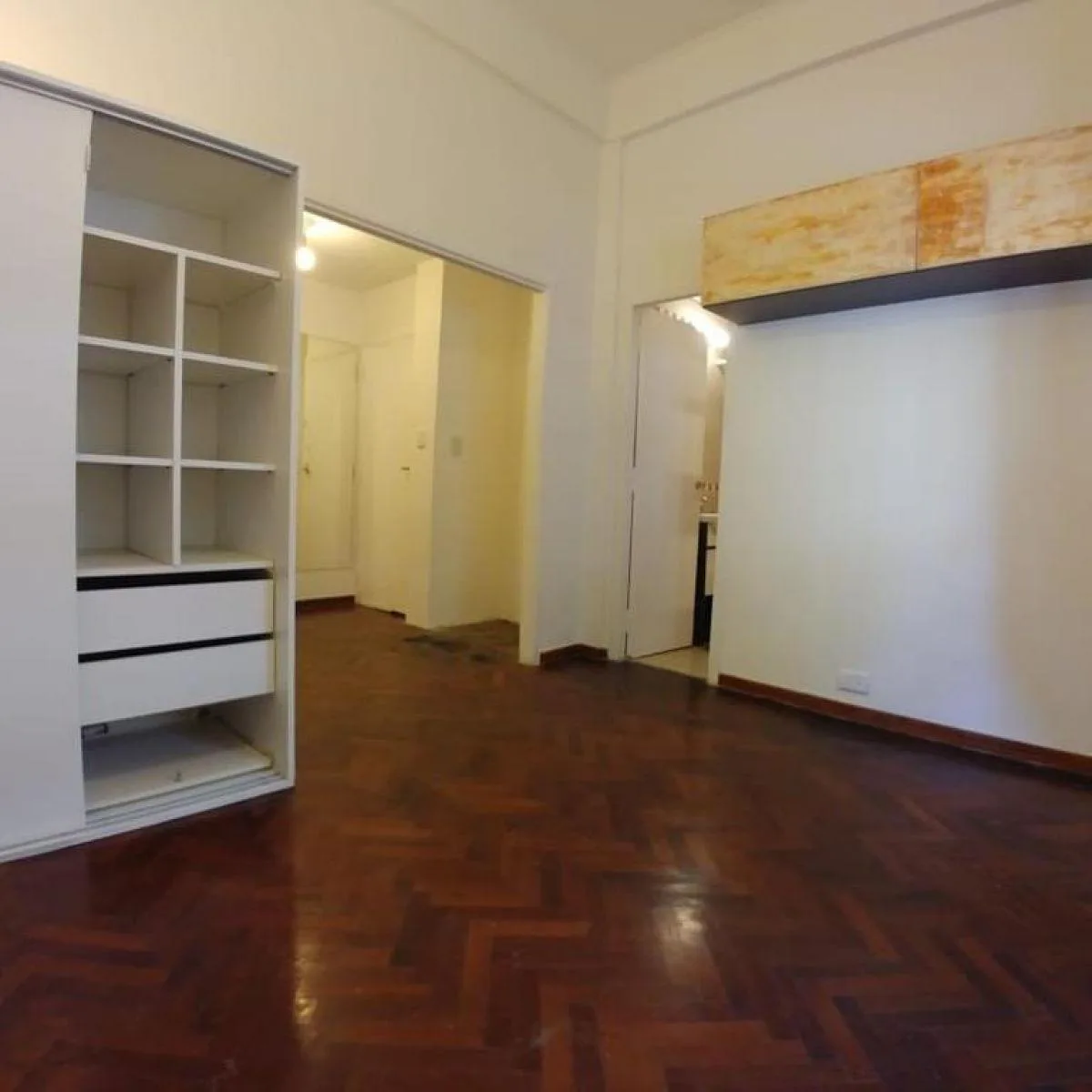 Monoambiente Impecable en Recoleta $500.000 + Expensas + Aysa + Luz