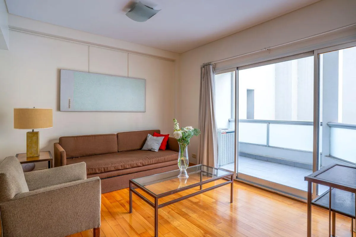 Recoleta, balcony and en-suite tub