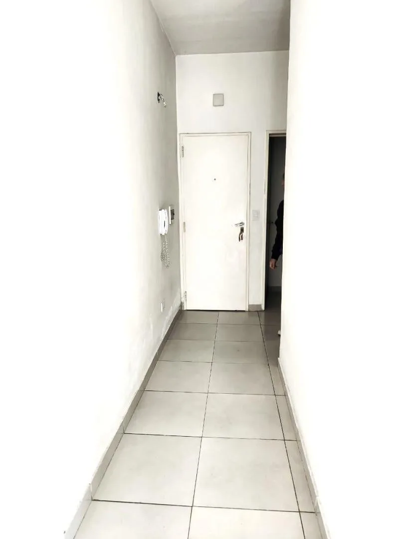 1st-floor PH with balcony