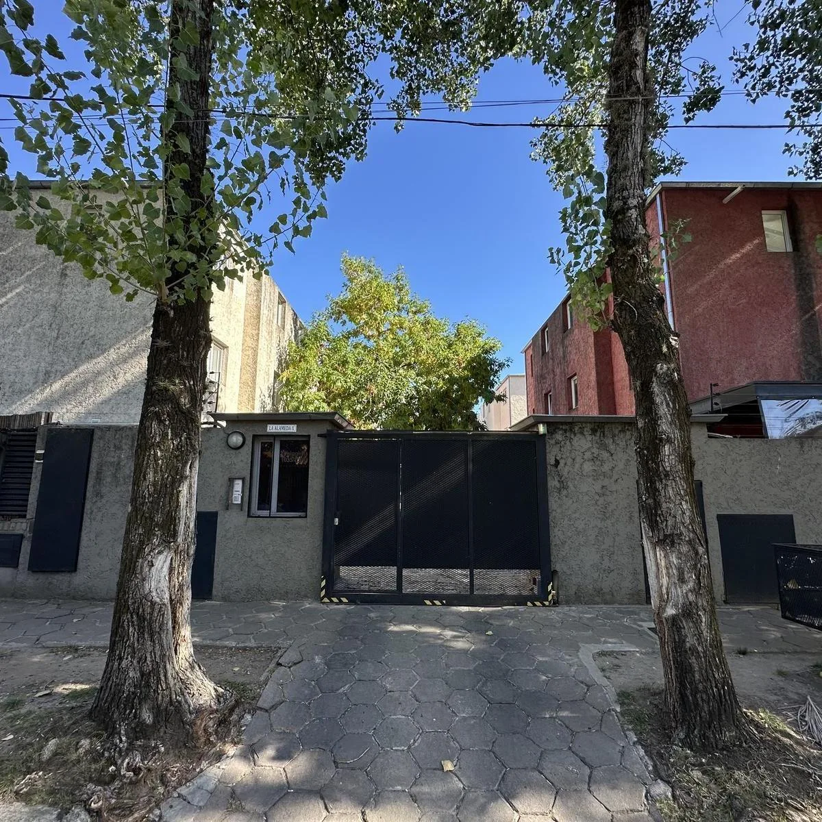 Excelente Triplex en La Alameda II