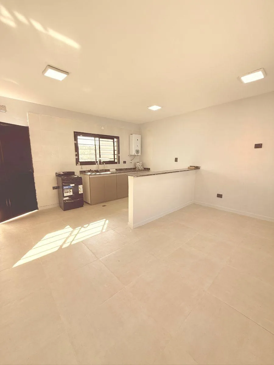 New-build PH with terrace