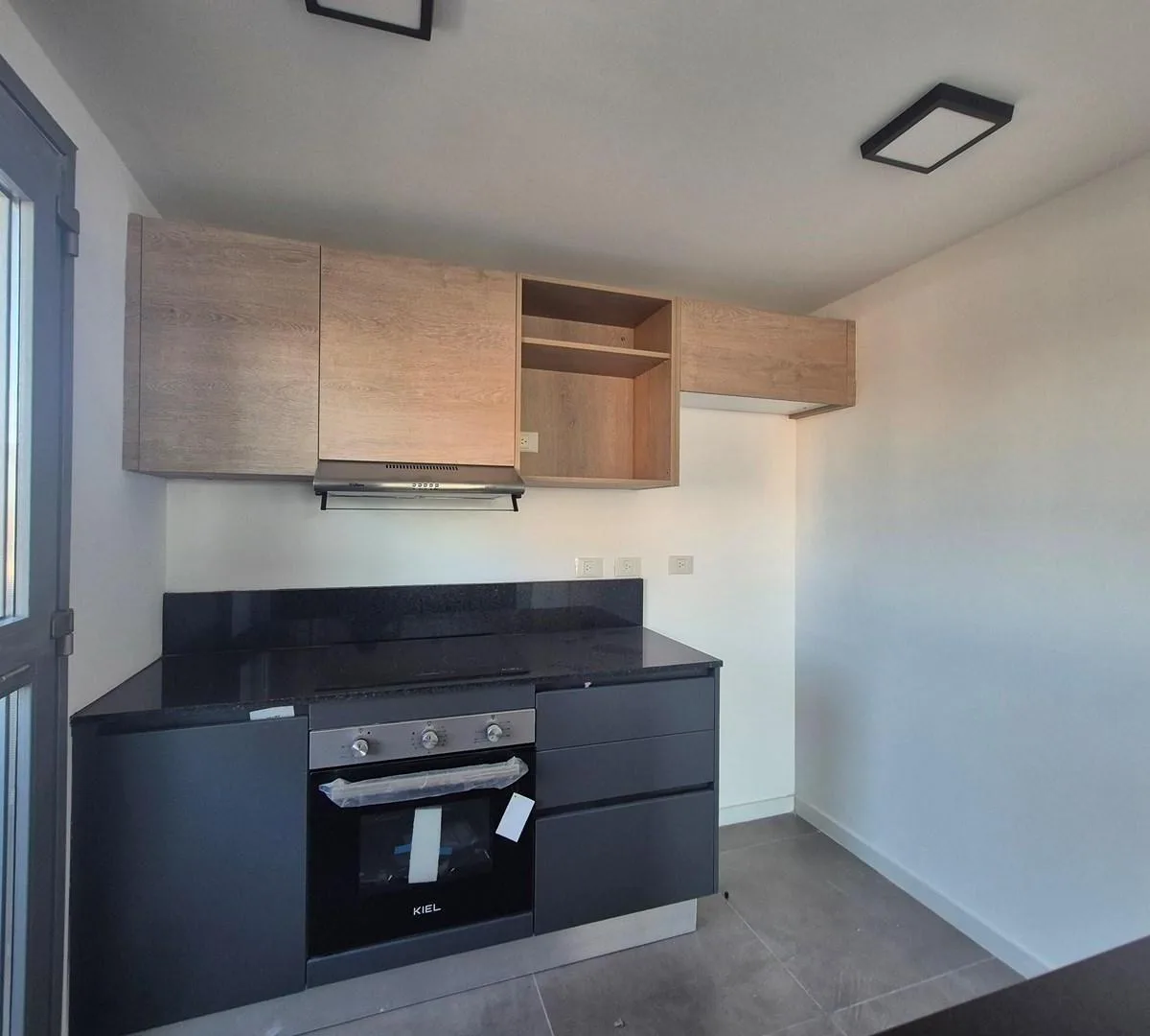 12th floor with balcony and parking