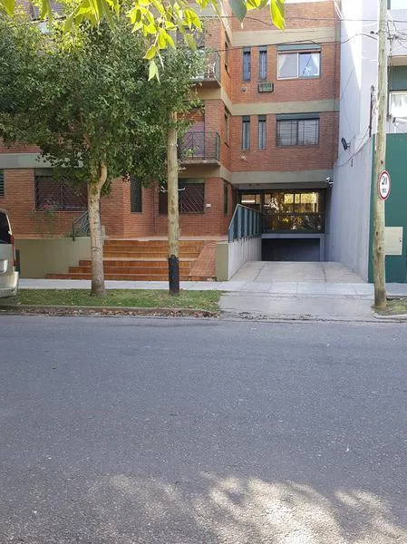 Ground floor with private garden