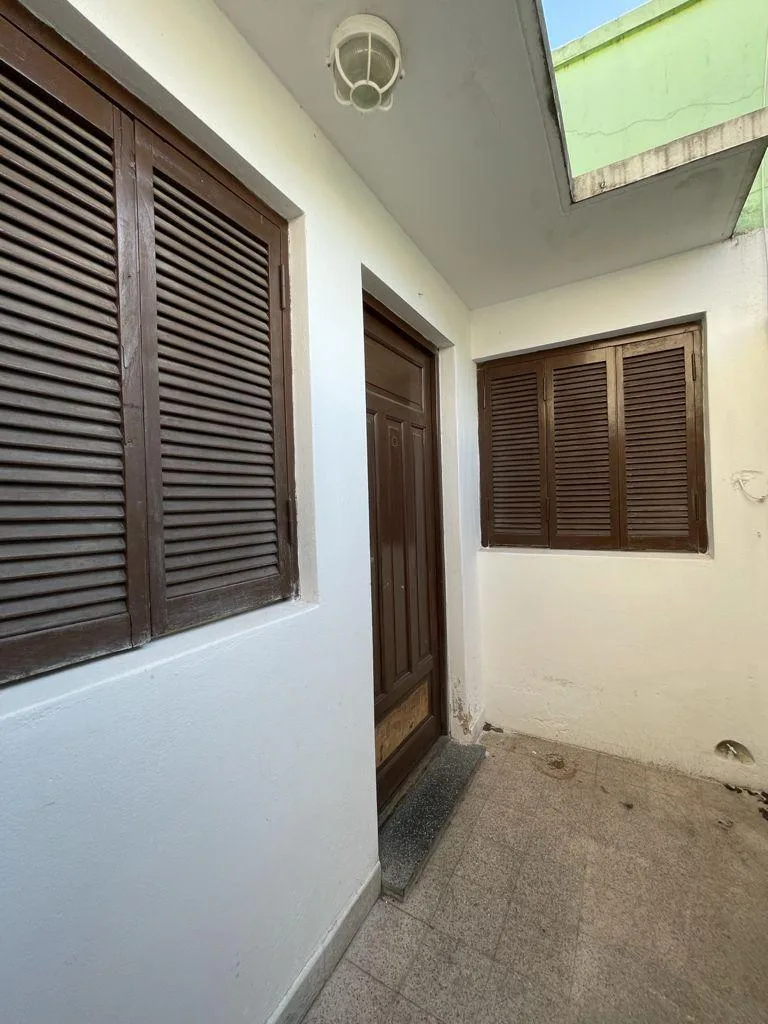 Alquiler de PH en Tolosa, Interno, Dos Dorm. y Patio