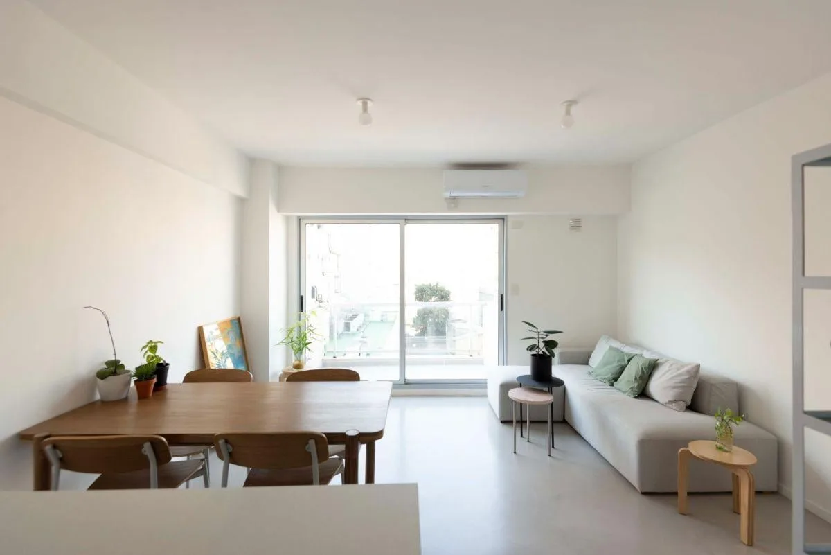 Alquiler Depto 2 Ambientes Sin Amoblar con Balcón y Terraza Privada Almagro