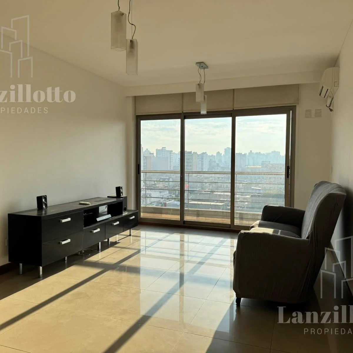 Departamento 2 Ambientes en Alquiler en Lanús Este