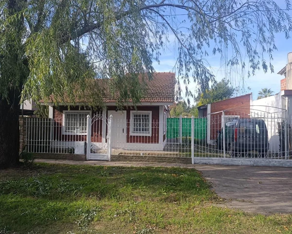 Casa en Burzaco
