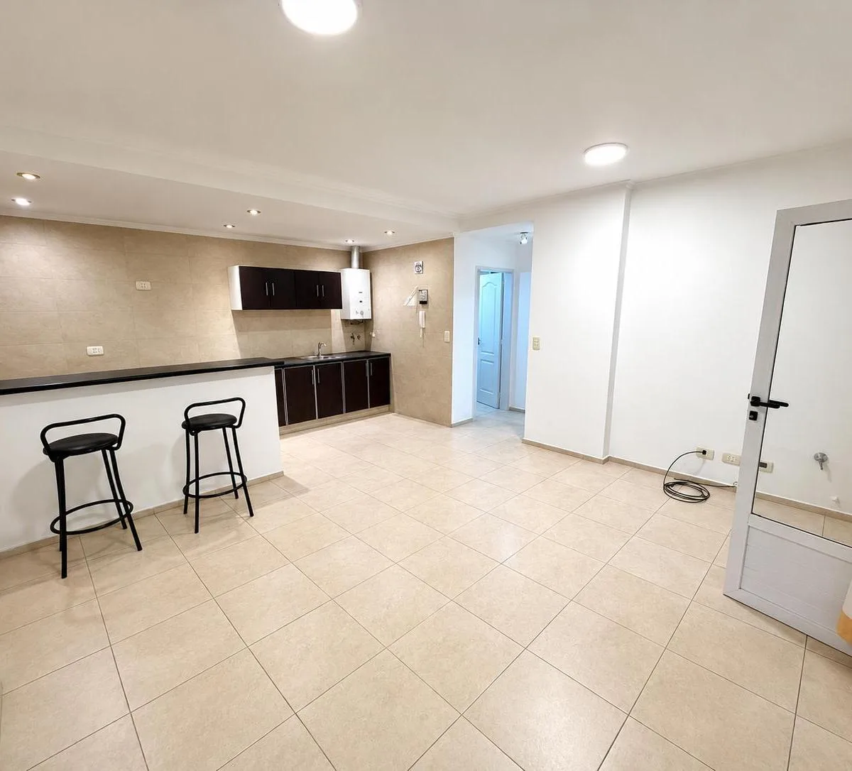 2 Amb Gigante - Patio - Lavadero - Aire Acondicionado