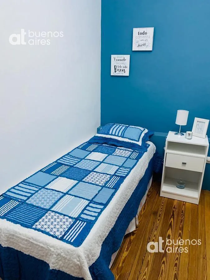 Departamento 4 Ambientes con Balcón en Monserrat en Alquiler Temporario