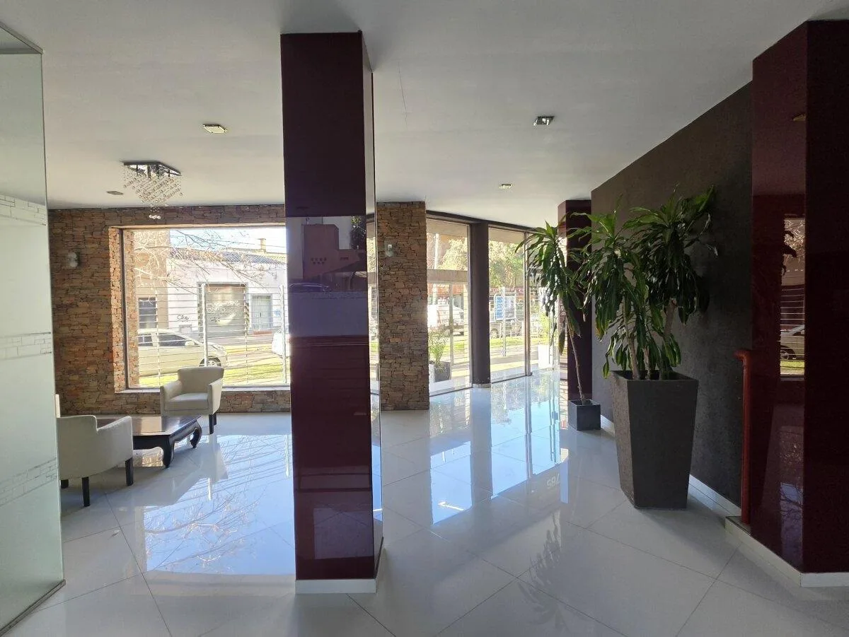 Incrible Departamento a La Venta en El Centro de Merlo con 2 Dorm. y Cochera