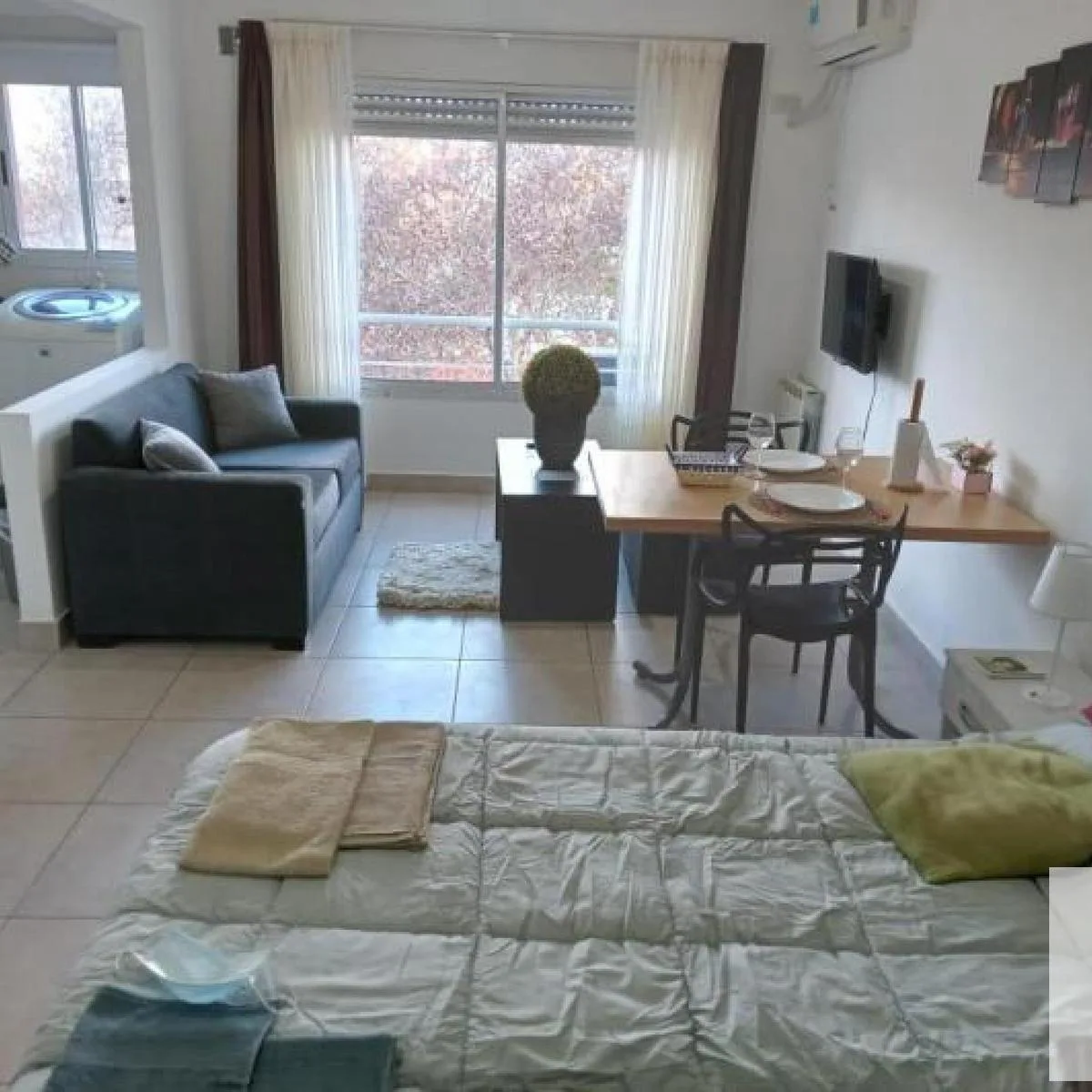 Южная сторона, 30 м², парковка
