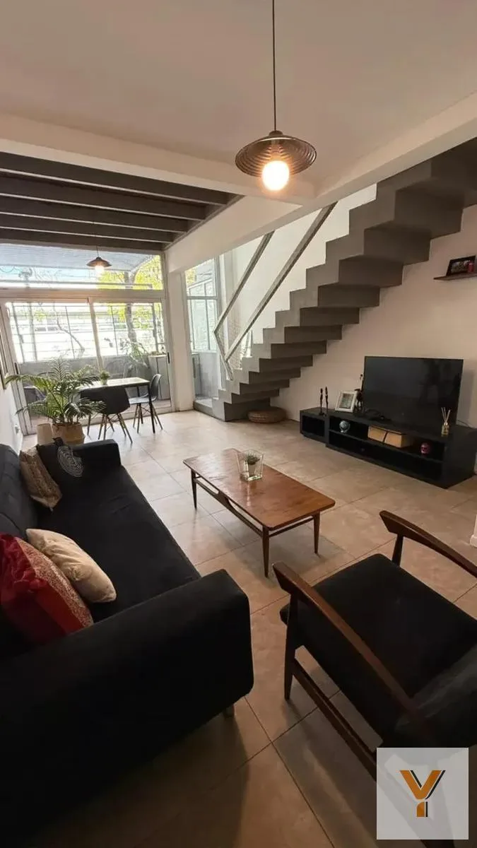 Colegiales, 2 dorm, balcón