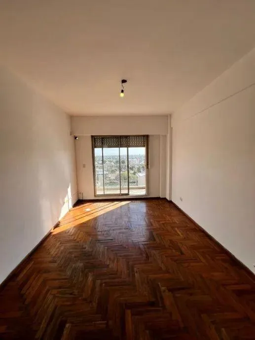 Departamento en Alquiler en Ramos Mejia Sur