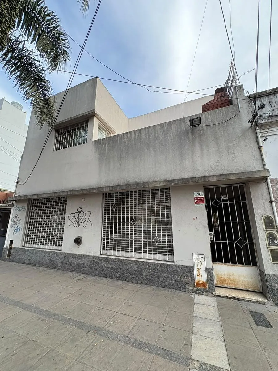 PH en Lanús Este