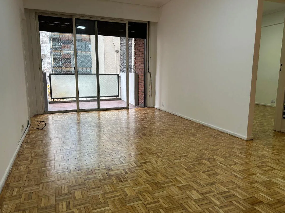 Muy Buen Departamento en Inmejorable Zona de Recoleta