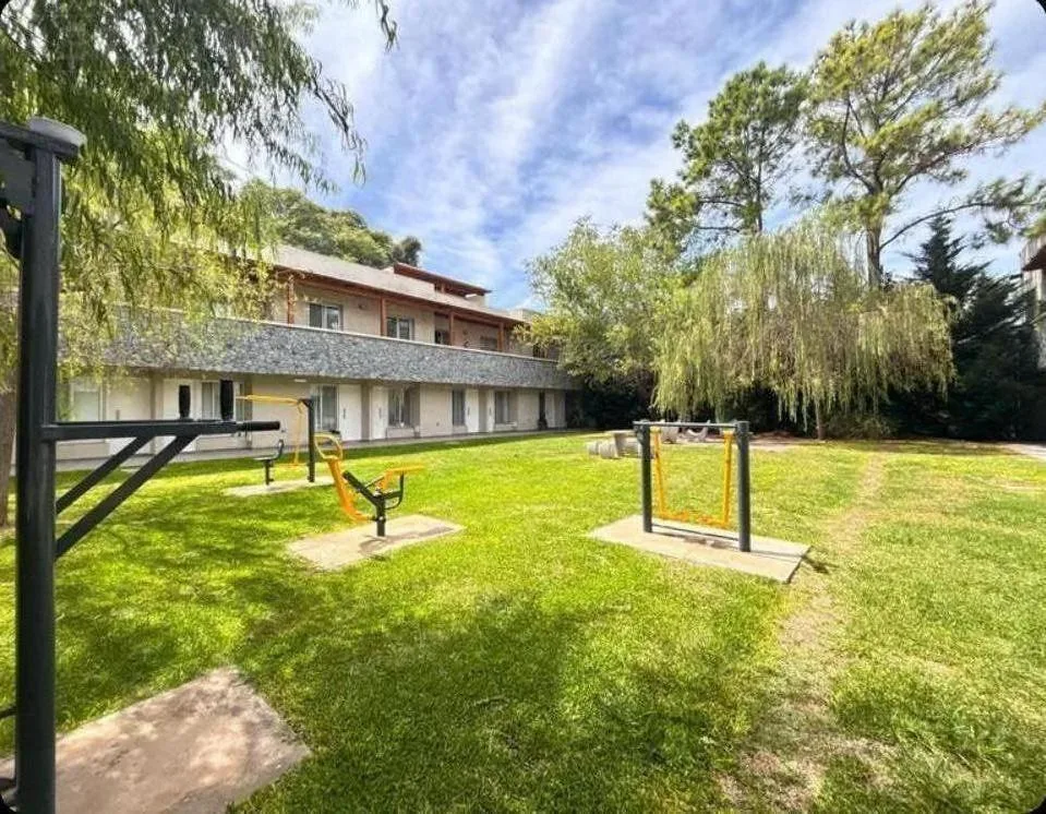 Ground floor with private garden