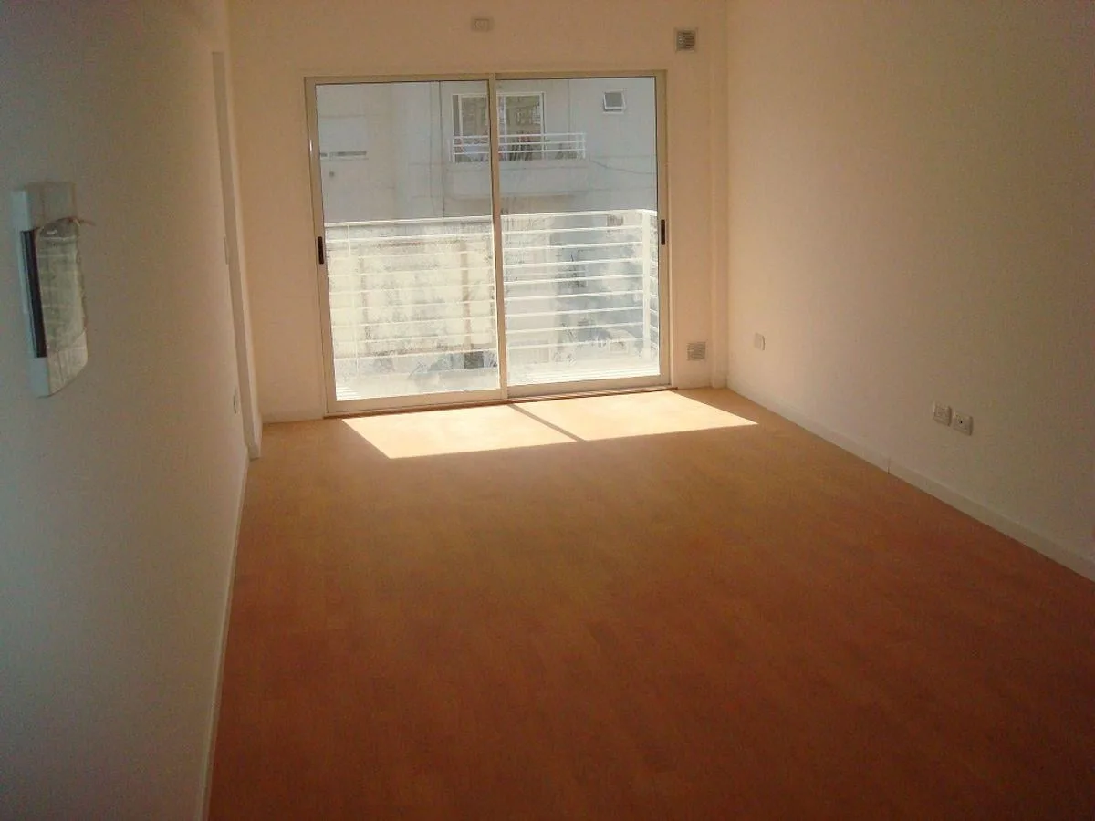 Studio with balcony and solarium