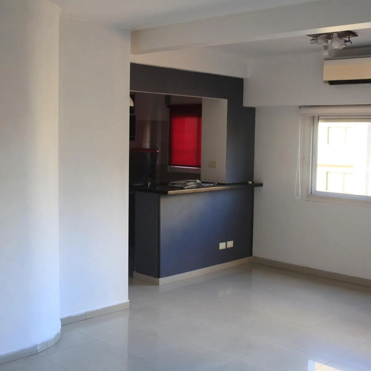 65 m² duplex, balcony with grill