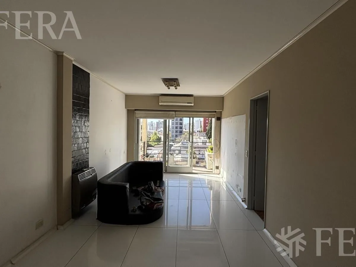 3 bedrooms, front balcony
