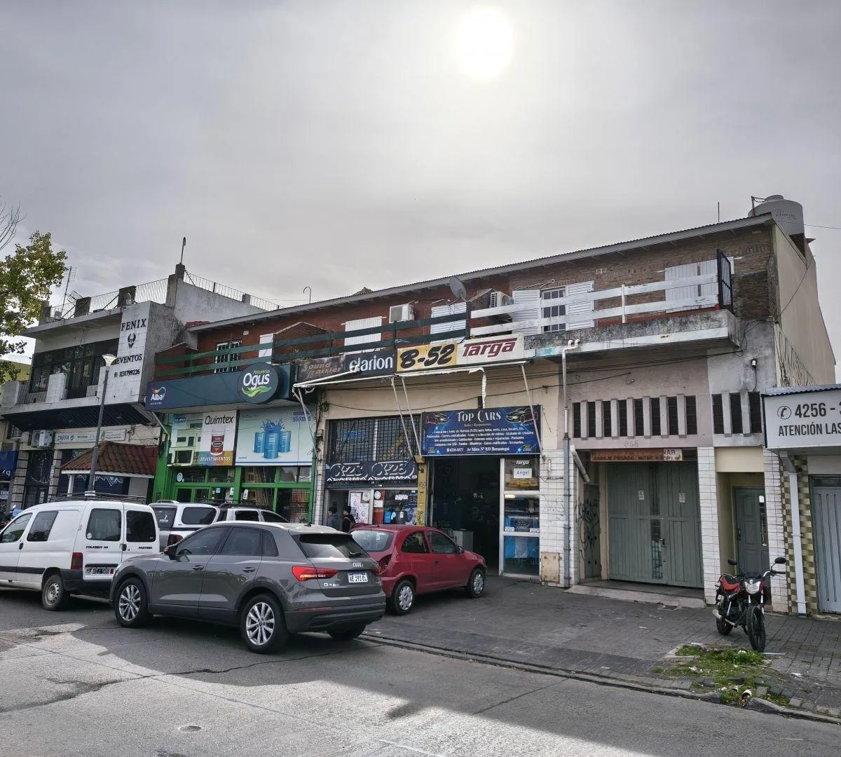 Depto. de 2 Amb. con Cochera en Alquiler | Berazategui Centro