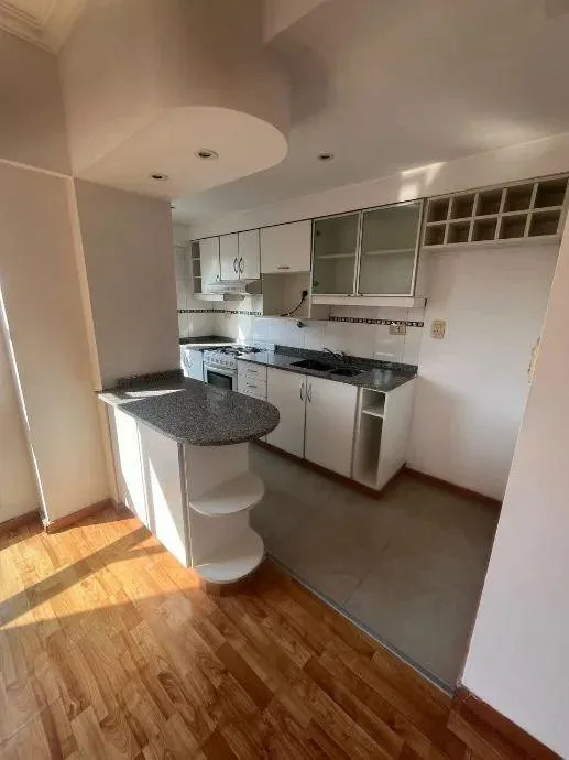 2 ambientes contrafrente, 38 m²