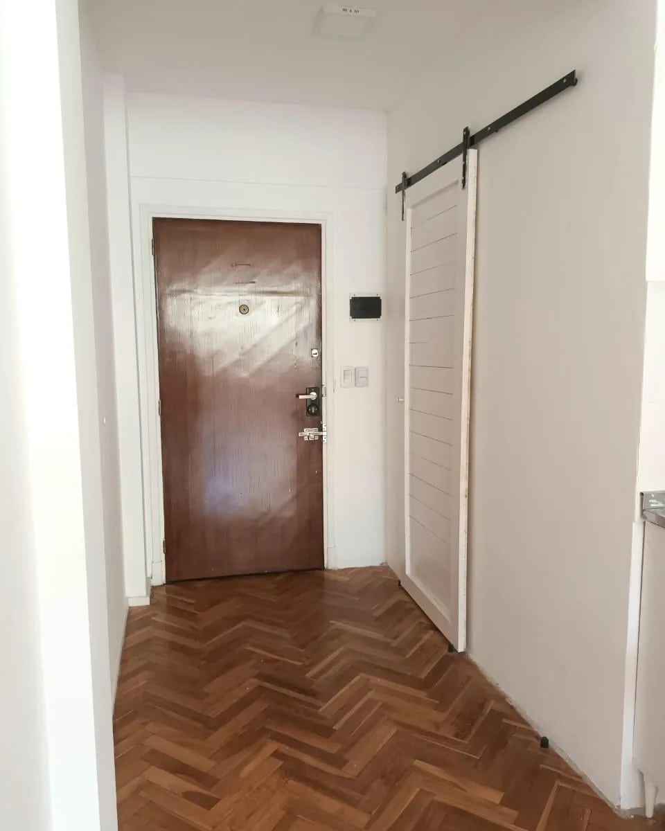 Alquila: Monoambiente - San Nicolás - $500.000