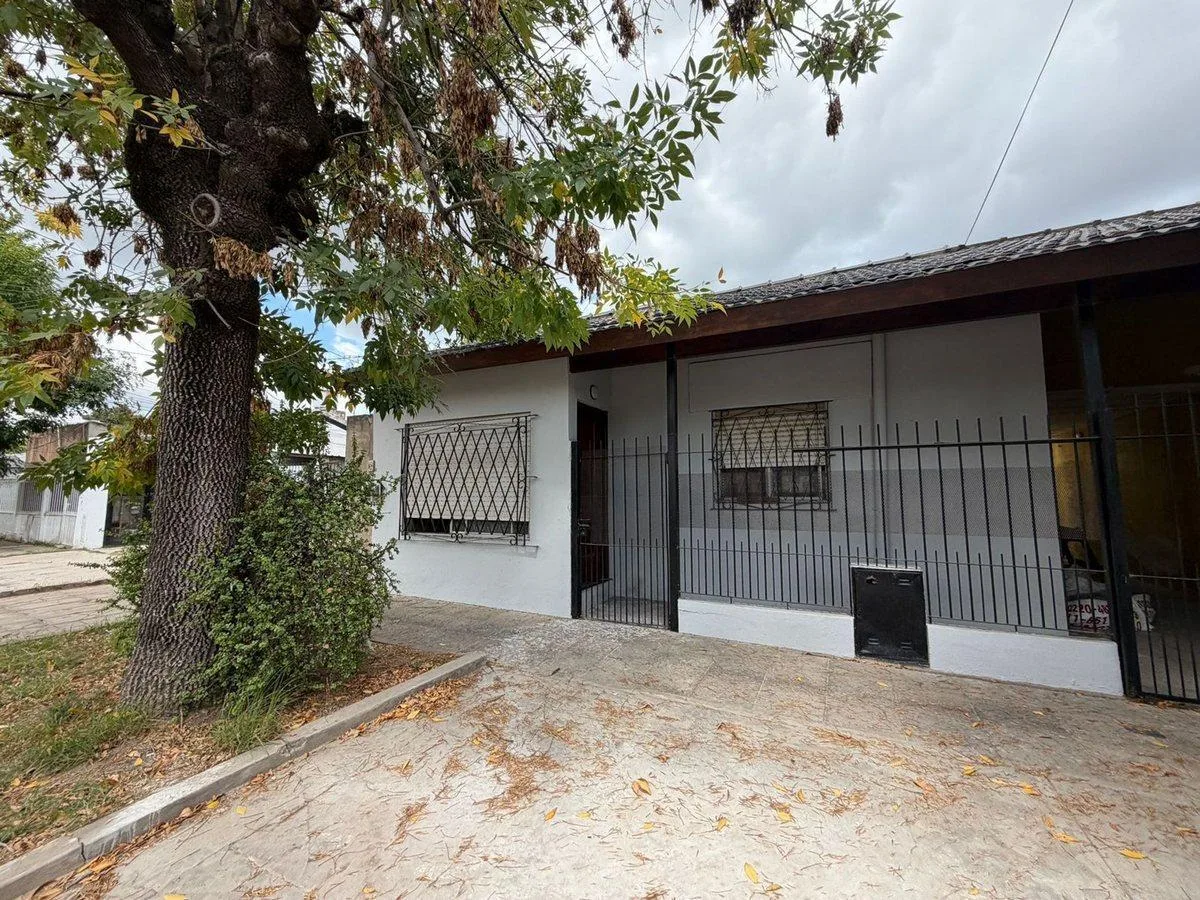 Alquiler Casa 3 Ambientes en Merlo
