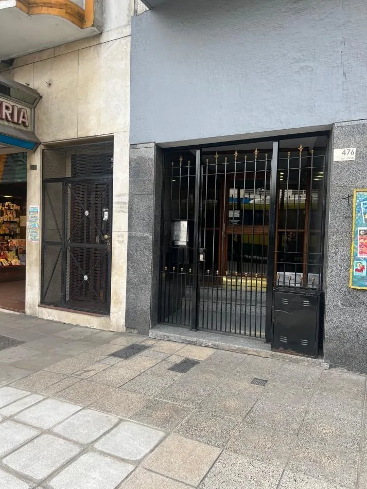 2 bedrooms, terrace, elevator