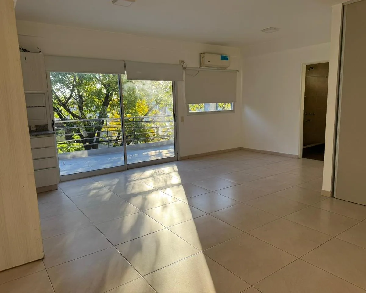 Studio com varanda-terrace