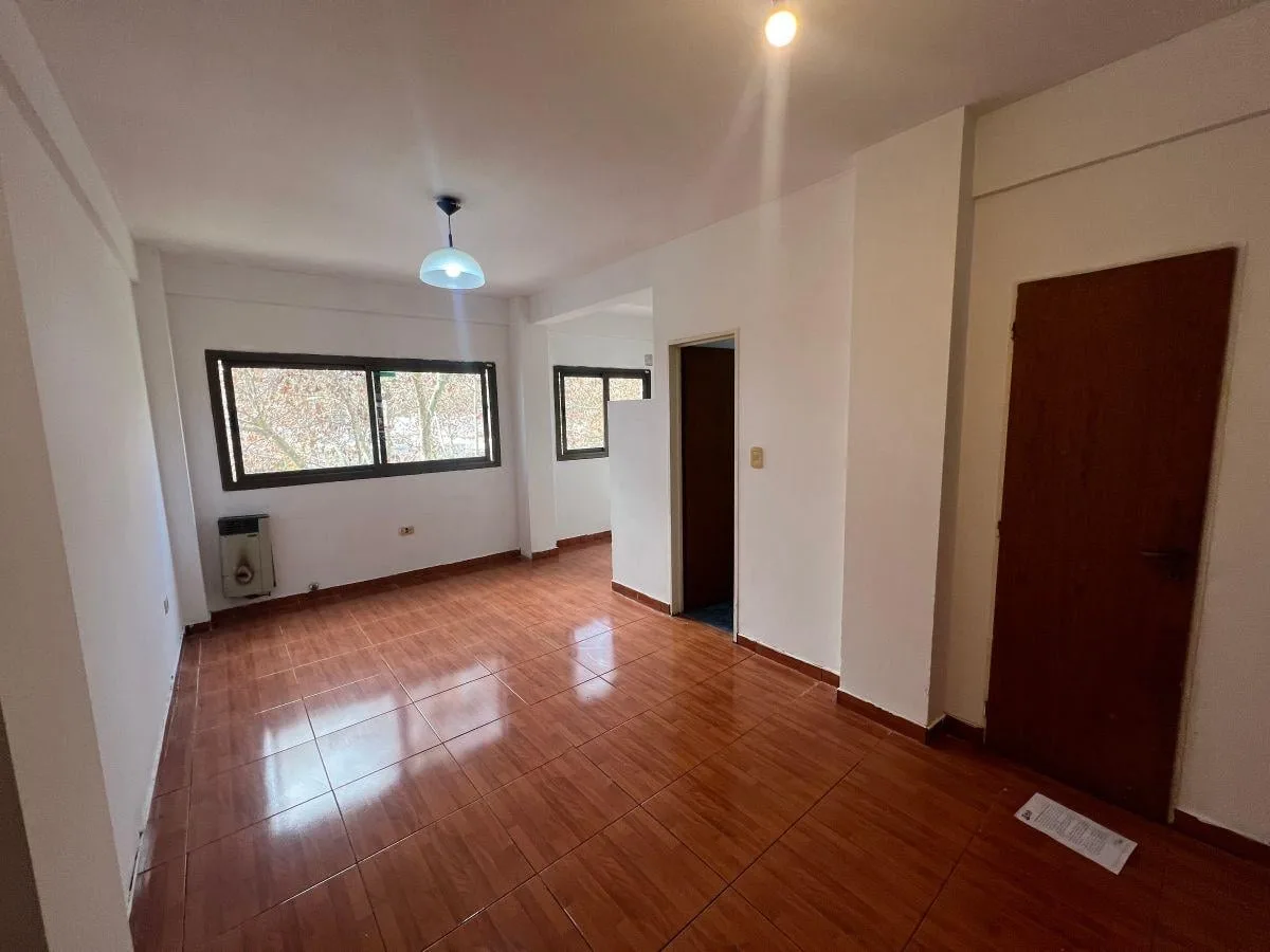 Departamento de 35 m&sup2; en Alquiler en La Plata
