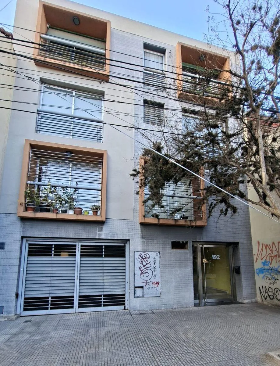 Departamento de Categoria Martinez Centro (Contrato con Renovacion Anual)