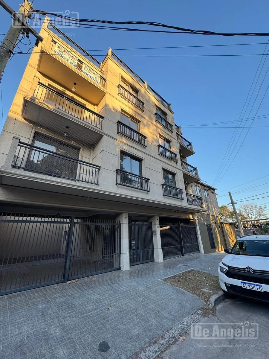 1 bedroom, balcony and terrace