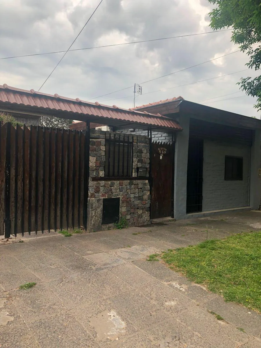 Imóvel: 1 quarto, Merlo