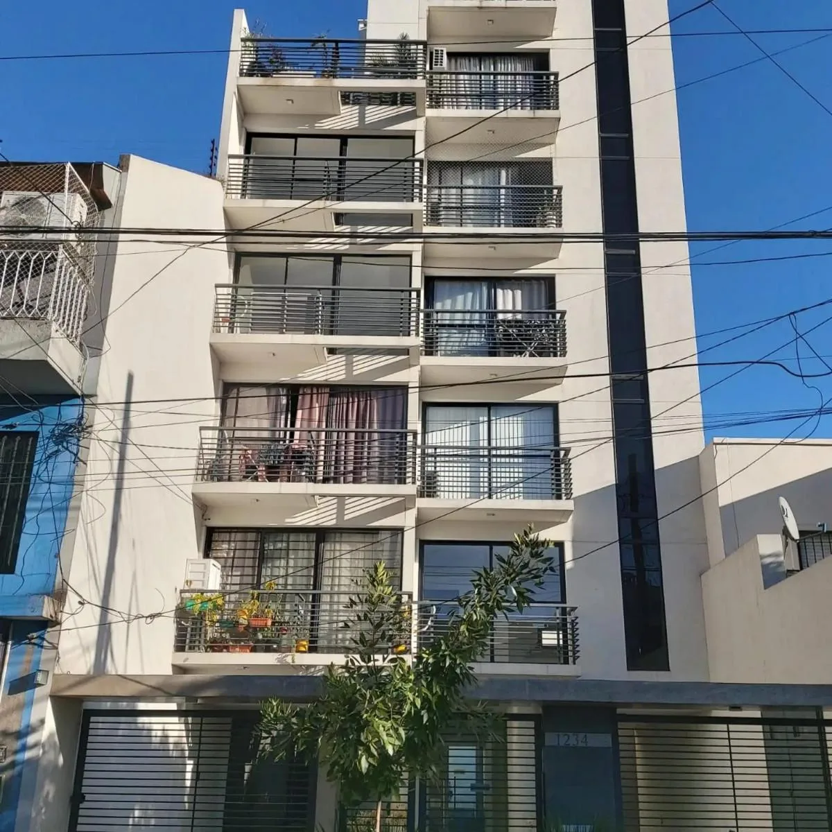 Фронтальный, балкон, 27 м²