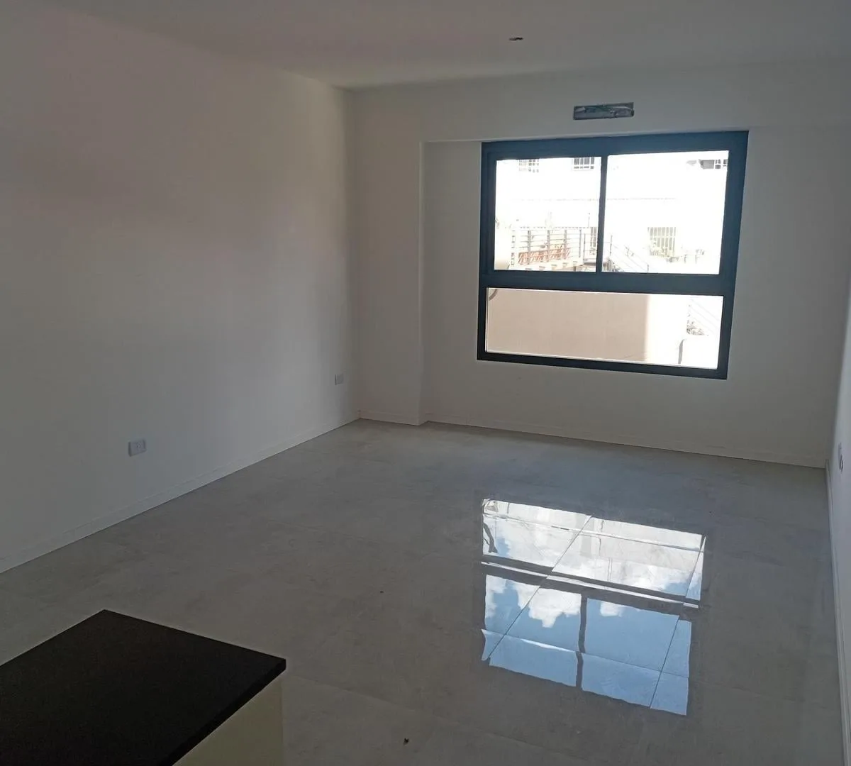Studio novo, SUM e terraço com churrasqueira