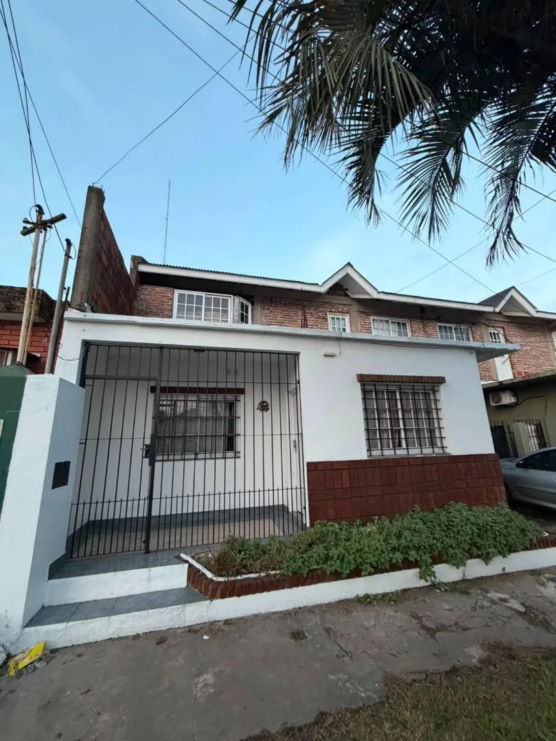 Casa en Alquiler Berazategui