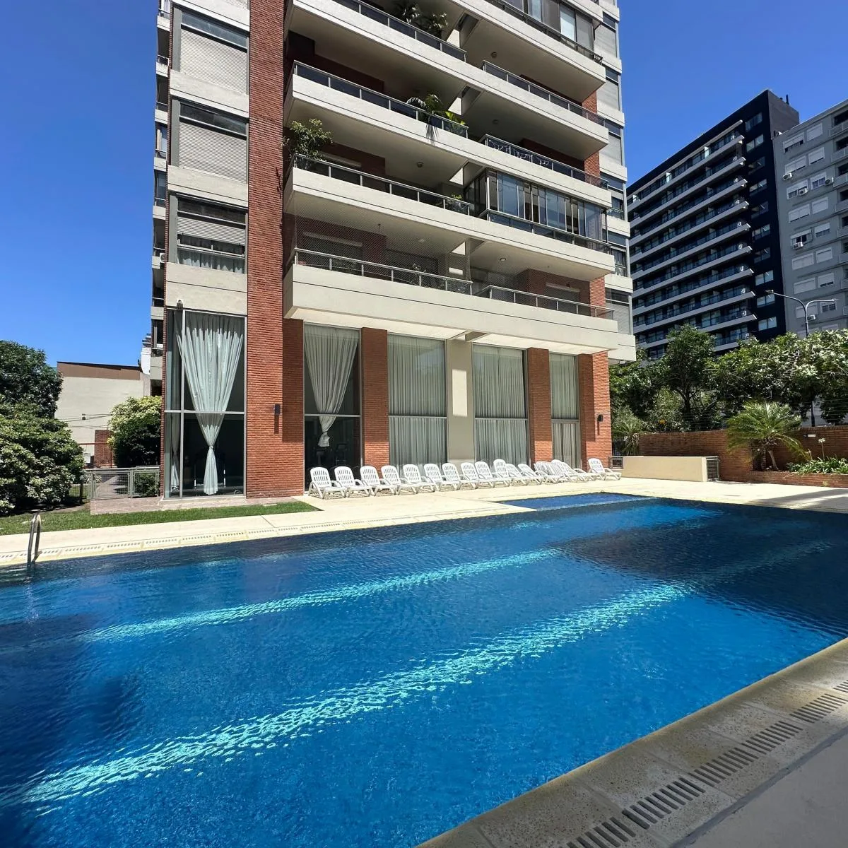3-room apartment with parking and amenities